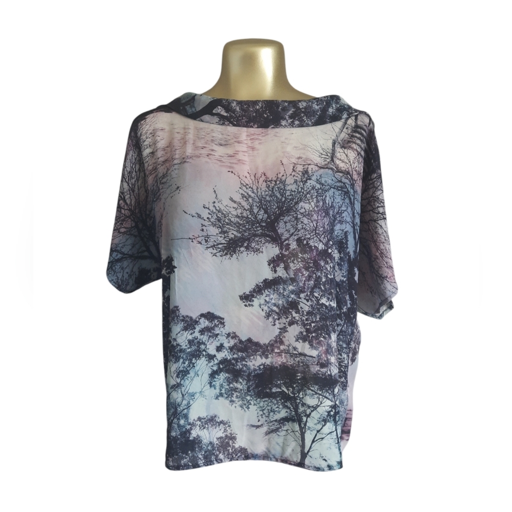 Forever21‎ M nature tree blouse